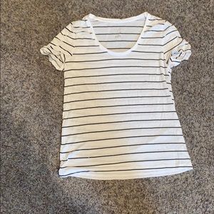 Black and white t-shirt